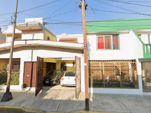 CASA EN VENTA! calle bosques de ciruelos Col. san Francisco de Coacalco, Coacalco de Berriozábal