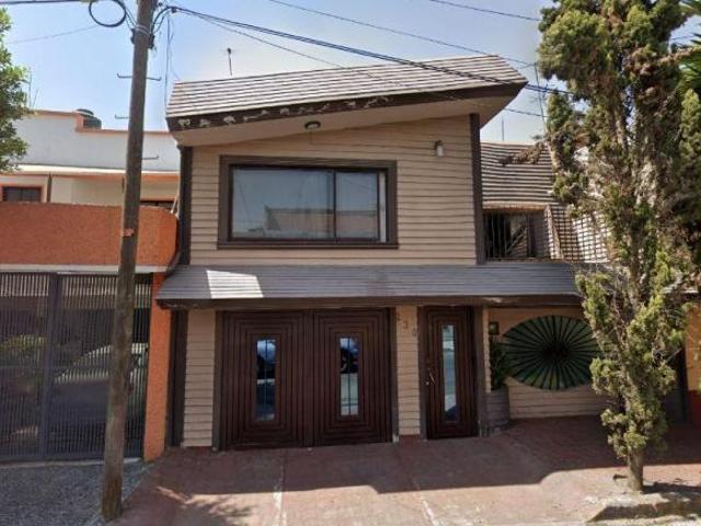 Casa En Venta Calle Cascabel En Benito Juárez Nezahualcóyotl Oportunidad