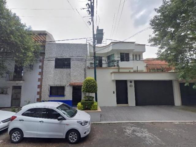 CASA EN VENTA! CALLE GOMEZ FARIAS, COL. DEL CARMEN, COYOACAN. ¡ GRAN OPORTUNIDAD!
