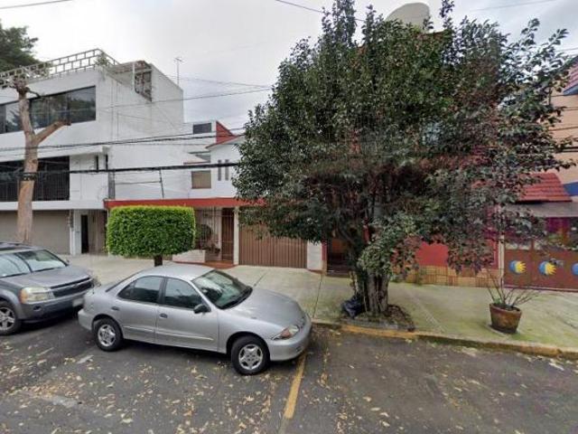 CASA EN VENTA! CALLE PARIS, COL. DEL CARMEN, COYOACAN. ¡GRAN OPORTUNIDAD!