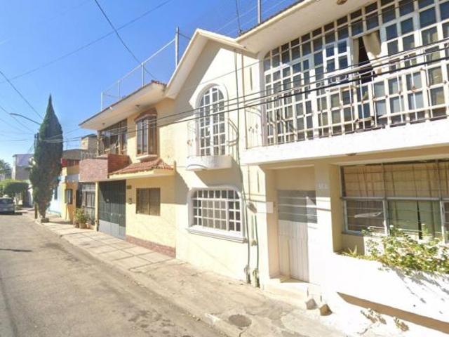 CASA EN VENTA! CALLE ROGELIO BACON, SAN ELIAS, GUADALAJARA, JALISCO. ¡ GRAN OPORTUNIDAD!
