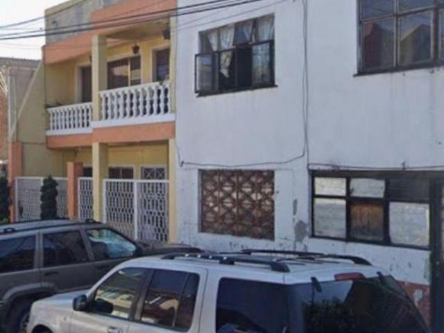 Casa en venta Calle Zahuatlan, La romana Tlalnepantla de Baz Recuperación Bancaria