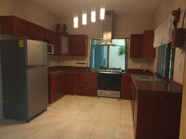 Casa en venta calle 33 Sur y calle Kin Centro Maya Playa del Carmen