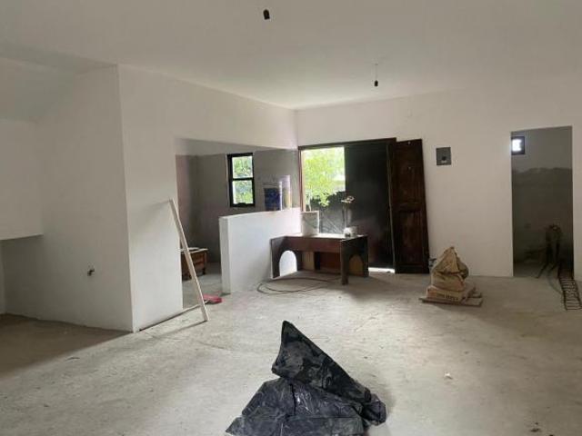 CASA EN VENTA CALLE 6 ENTRE AVS. 5 Y 7 COL. CENTRO FORTIN, VER