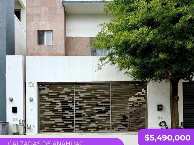 CASA EN VENTA CALZADAS DE ANAHUAC, SECTOR ITALIANO ESCOBEDO N.L