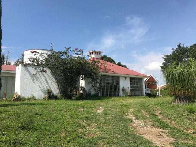 CASA EN VENTA CAMINO A SAN ISIDRO MAZATEPEC, TLAJOMULCO DE ZUÑIGA, JALISCO