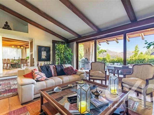 Casa en venta Camino del Faldeo en Huinganal Lo Barnechea | 5 dormitorios por 24500.00 en Lo Barnechea