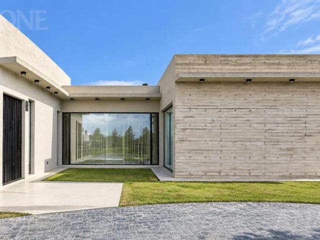 Casa en venta Canning Los Talas con pileta