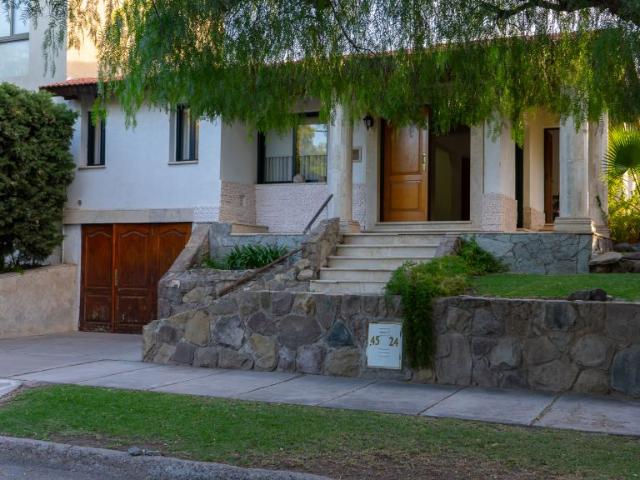 Casa en Venta Capital Mendoza