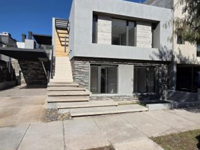 Casa en Venta Capital Mendoza