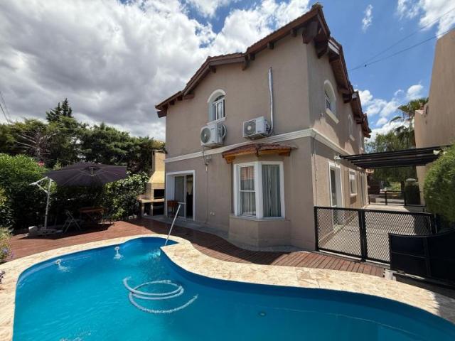 Casa en Venta Capital Mendoza