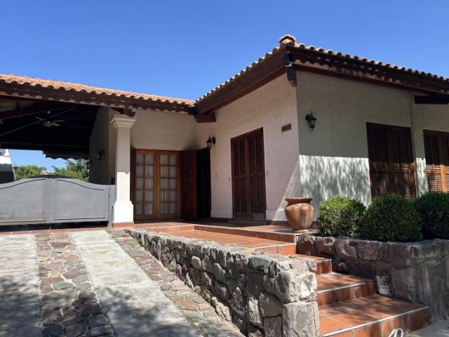 Casa en Venta Capital Mendoza