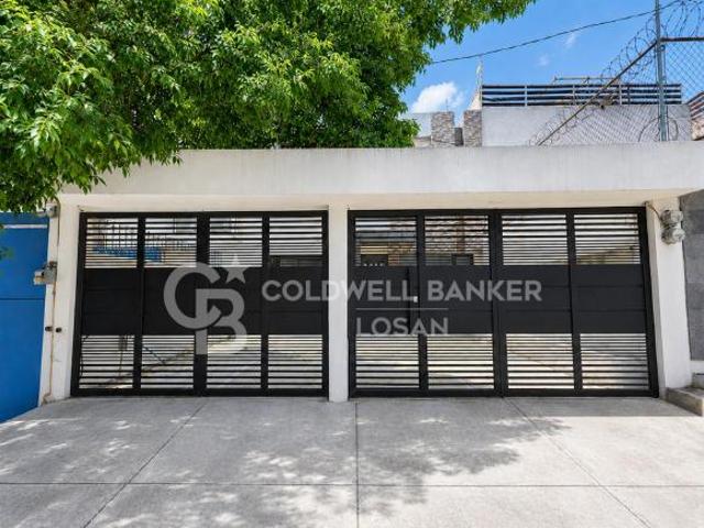CASA EN VENTA, CD. SATÉLITE, CIRCUITO DIPLOMATICOS