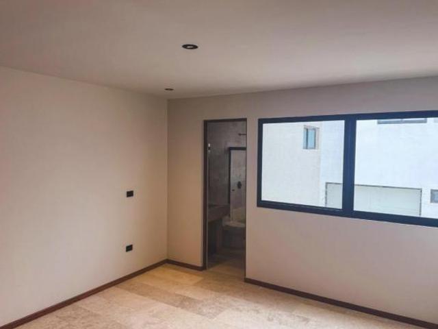 Casa en venta Centauro 105