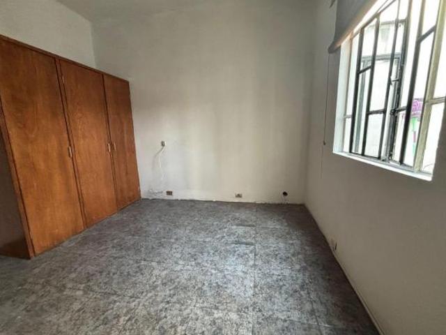 Casa en venta cerca de Blvd. 5 de Mayo, Puebla – Con balcones