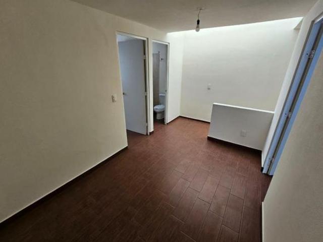 Casa en Venta Cerca de Bosques del Lago 2 Recamaras Aceptamos Créditos