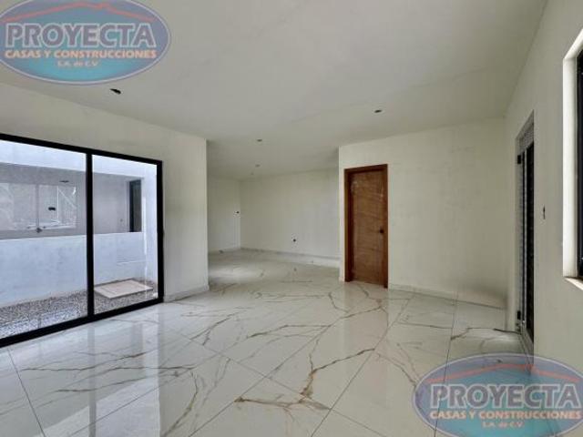 CASA EN VENTA CERCA DE COFICAB BLVD FIDEL VELAZQUEZ, FRAC. LOS SANTOS CALIFORNIA