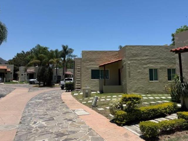 Casa en Venta Cerca de La Laguna de Chapala, Jocotepec