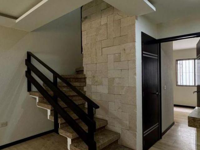 CASA EN VENTA cerca de Rebsamen y Arco Sur, Xalapa