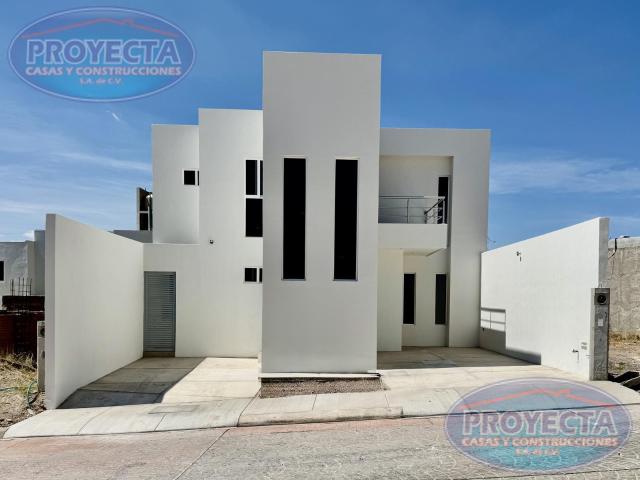 CASA EN VENTA CERCA DEL COLEGIO GUADIANA, FRAC. BALCON DE TAPIAS