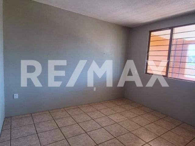 CASA EN VENTA CERCA DEL CRUCERO DE VIGUERA