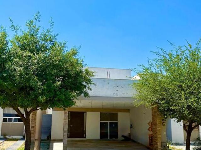 Casa en Venta Cerradas de Cumbres Monterrey NL