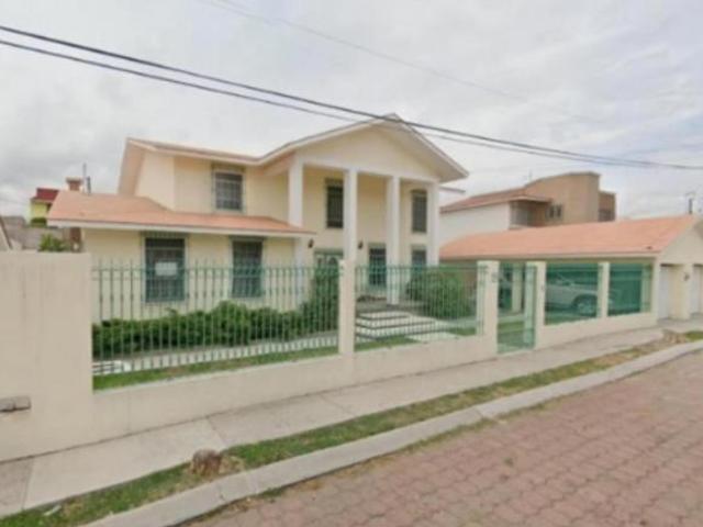 CASA EN VENTA: Cerro de las torres, CP. 76090, COL. Colinas del Cimatario, Santiago de Querétaro