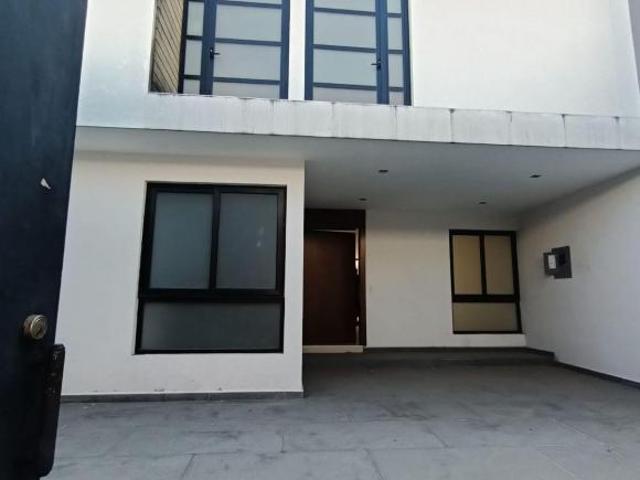 CASA EN VENTA – CHAPULTEPEC COUNTRY