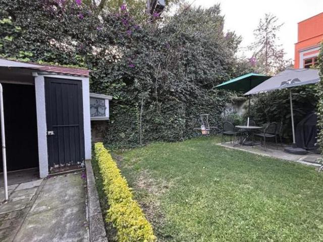 Casa en Venta Chimalistac a unos metros de la Parroquia de Chimalistac