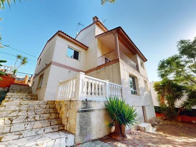 Casa en venta Chiva