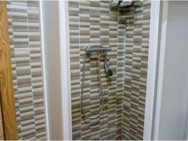 CASA EN VENTA COCHERA MAS 2 PLANTAS EN ABRUCENA