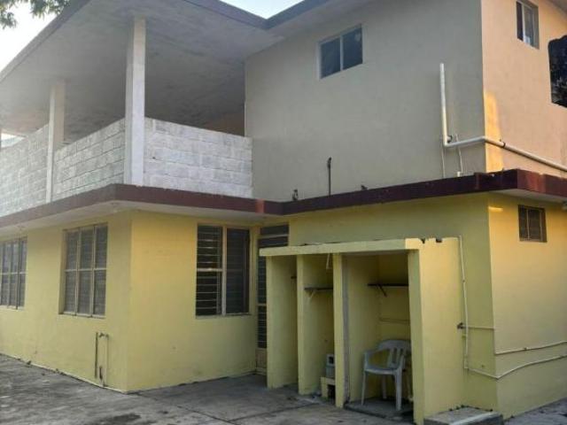 CASA EN VENTA COL. TALLERES, CD. MADERO