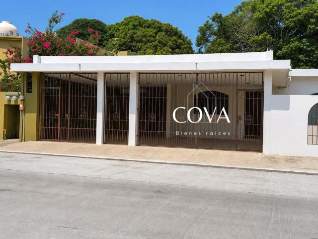Casa en VENTA Col. Unidad nacional