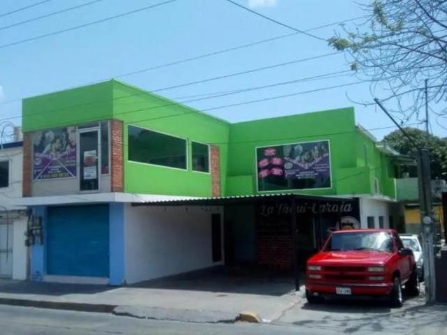 CASA EN VENTA COL. UNIDAD NACIONAL