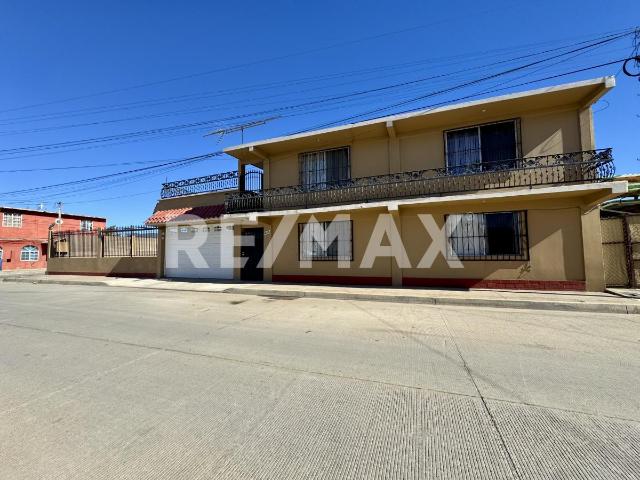 Casa en venta – Col. Aeropuerto, Ensenada