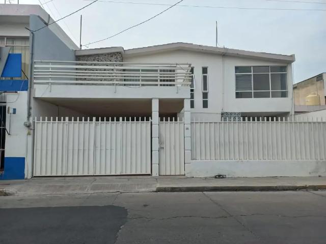 CASA EN VENTA COL ALAMEDA
