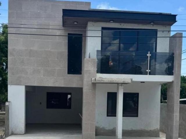 Casa en Venta, Col. Anahuac, Veracruz