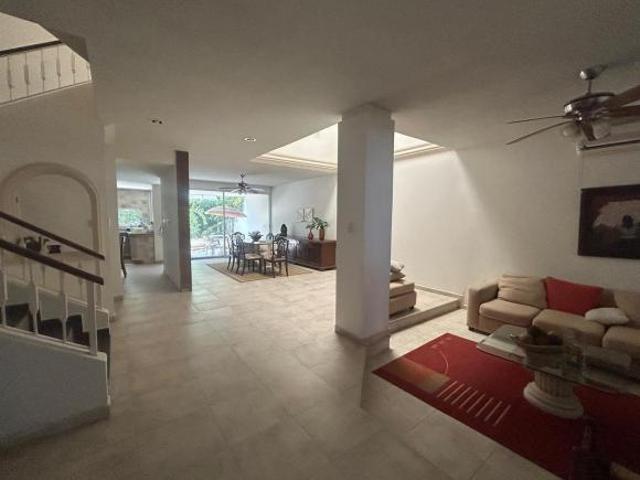 Casa en Venta col Cazones, Poza Rica, Veracruz
