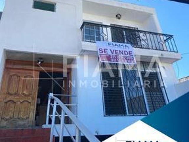 CASA EN VENTA COL. CENTRO, TEPIC, NAYARIT. G