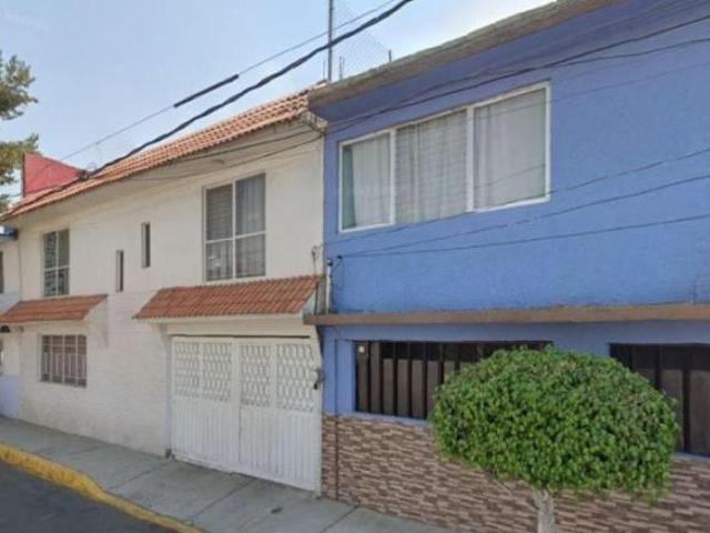 Casa en venta col Cerro de la Estrella Iztapalapa CDMX