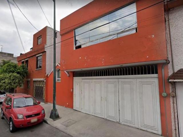 Casa en Venta en Claveria Azcapotzalco CDMX
