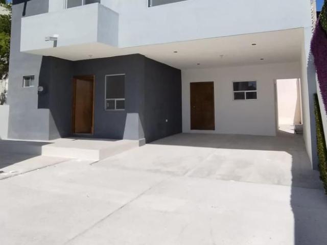 Casa en venta, Col. Cumbres