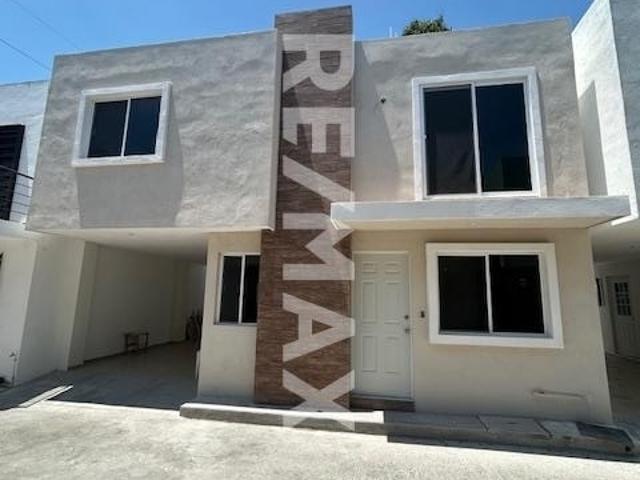 Casa en venta Col. Del Pueblo