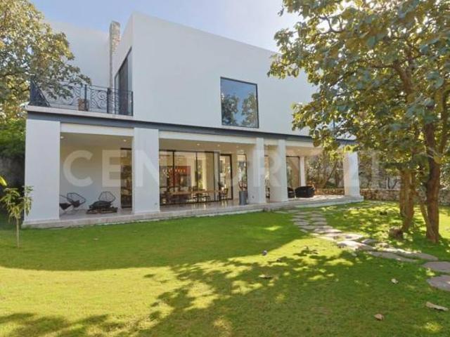 Casa en venta, Col. El Palomar, Tlajomulco de Zúñiga, Jal