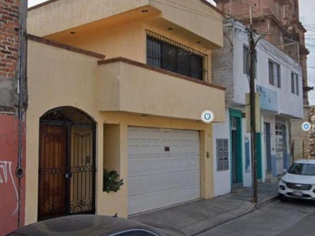CASA EN VENTA COL EL SANTUARIO LA PIEDAD DE CABADAS MICH. LMB