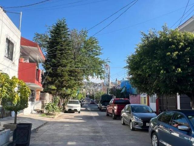 Casa en Venta Col. Francisco Villa cerca de 8 de Julio, Guadalajara