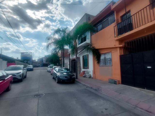 Casa en Venta Col. Granada, Le?n, Guanajuato