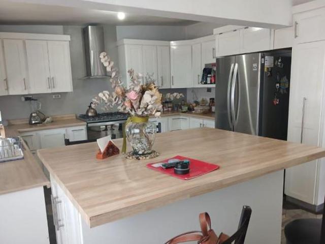 CASA EN VENTA COL. GRANJAS