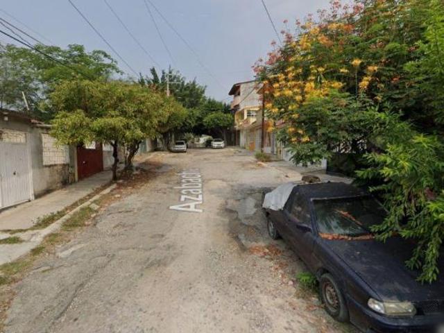 CASA EN VENTA, COL. JARDINES DEL PEDREGAL, TUXTLA GUITÉRREZ, CHIAPAS ¡REMATE BANCARIO!