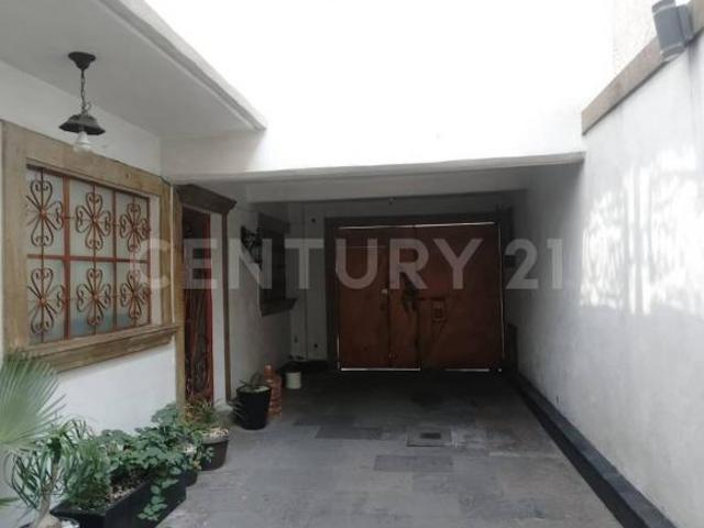 Casa en venta Col. Juan Escutia, Alcaldía Iztapalapa, CDMX